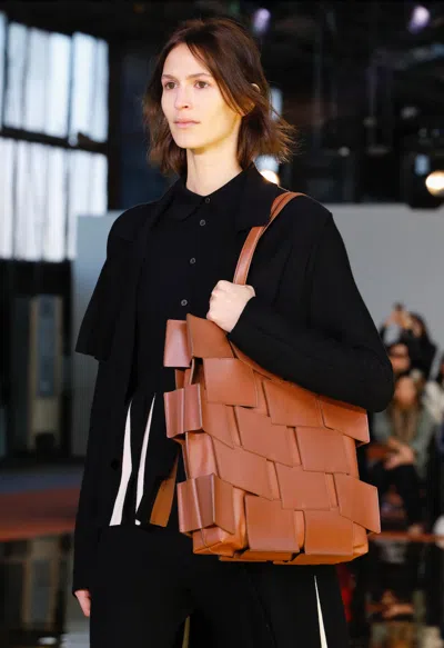 Gabriela Hearst Lacquered Tote Bag In Cognac Patchwork Leather In Cognac