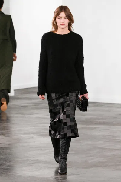 Gabriela Hearst Lawrence Cashmere Crewneck Sweater In Black