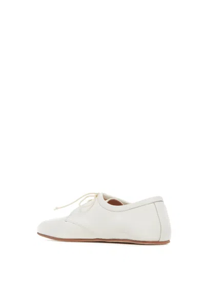 Shop Gabriela Hearst Luca Flat Shoe In Cream Leather