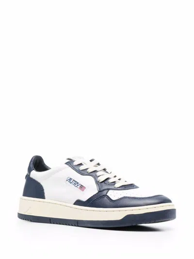 Shop Autry 'medialist' Sneakers In Bianco E Blu