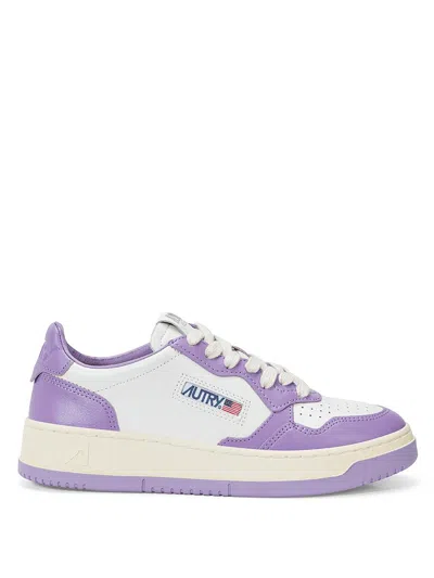 Shop Autry Low Medalist Bicolor Leather Sneakers In Bianco E Lilla