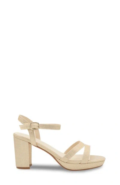 Touch Ups Harmon Platform Sandal In Champagne