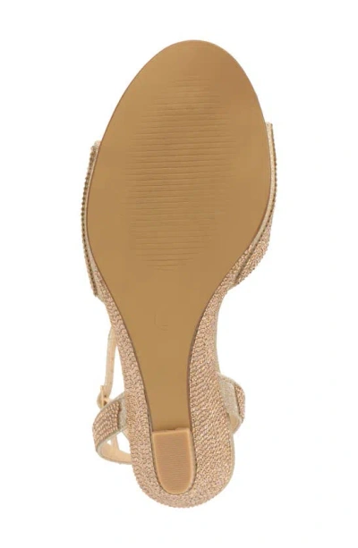 Touch Ups Moxie Ankle Strap Wedge Sandal In Champagne