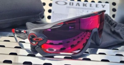 Pre-owned Oakley Jawbreaker 9290-2031 Sunglasses Matte Black W/ Prizm Road Lenses In Red