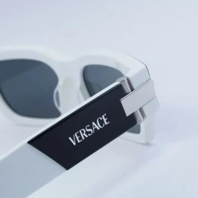 Pre-owned Versace Ve4465 545987 Top Black/white/dark Grey 53-18-145 Sunglasses Auth... In Gray