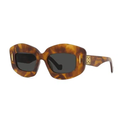 Shop Loewe Sunglasses In Marrone Striato/grigio