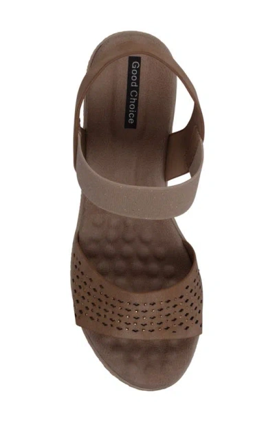 Shop Good Choice New York Bane Elastic Wedge Sandal In Natural
