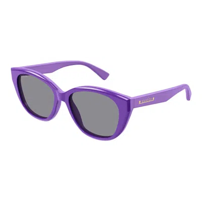 Gucci Cat-eye Frame Sunglasses In Viola