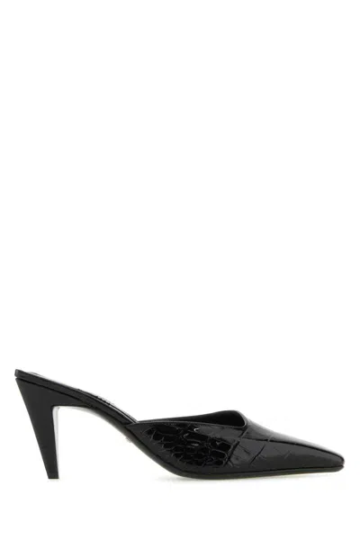 Shop Gucci Heeled Shoes In Black