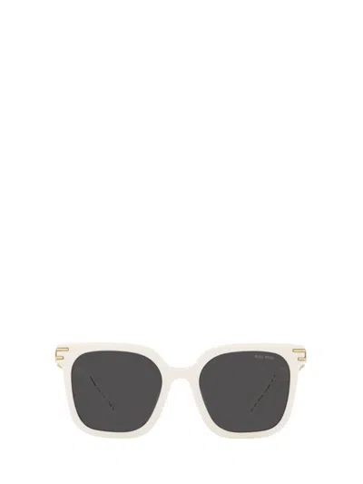 Shop Miu Miu Eyewear Sunglasses In White