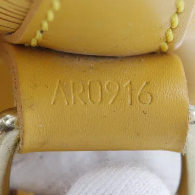 Pre-owned Louis Vuitton Noé Yellow Leather Shoulder Bag ()