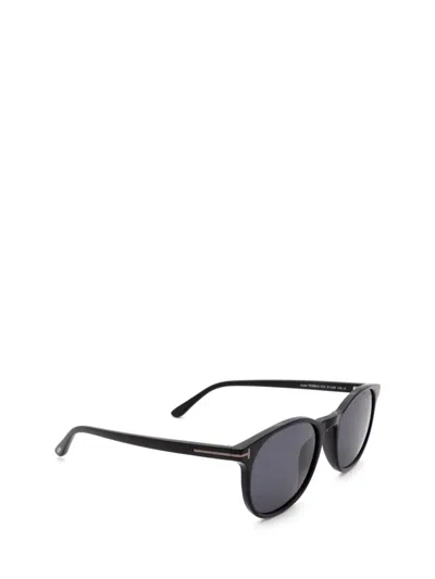 Shop Tom Ford Eyewear Sunglasses In Shiny Black