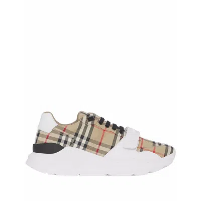 Shop Burberry Sneakers In Neutrals/white