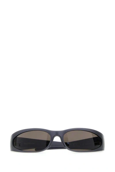 Shop Balenciaga Man Graphite Aluminum Reverse Xpander 2.0 Sunglasses In Gray