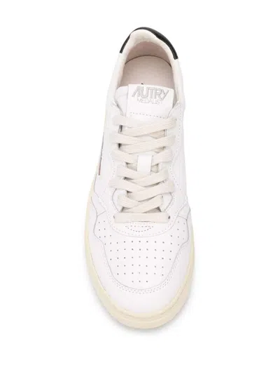 Shop Autry 'medalist' White Low Top Sneakers With Beige Suede Details In Leather Man