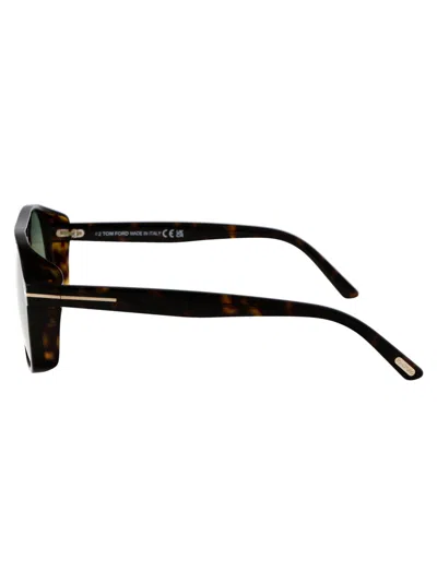 Shop Tom Ford Rosco Sunglasses In 52n Avana Scura / Verde