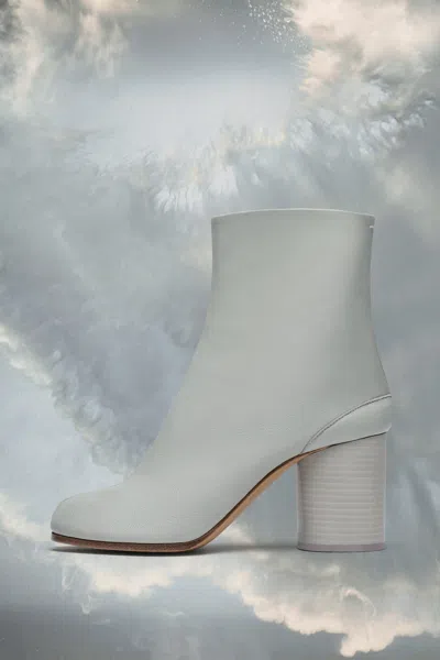 Shop Maison Margiela Tabi Ankle Boots In T8141 Gray