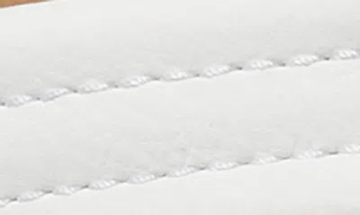 Reef Cushion Breeze Flip Flop In Cloud