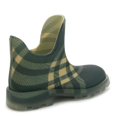 Shop Burberry Green Marsh Boots In Primrose Ip Check