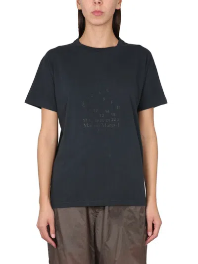 Shop Maison Margiela T-shirt With Logo Embroidery In Black