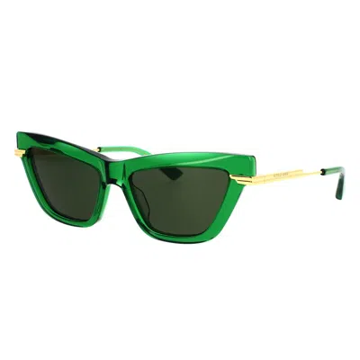 Bottega Veneta Women's Cat Eye Sunglasses In Green
