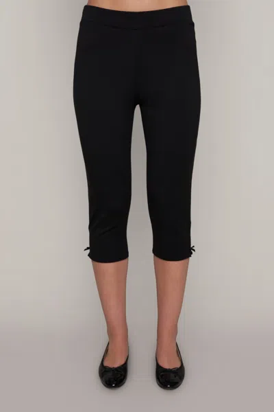 Shop Danielle Guizio Ny Caria Capri In Black