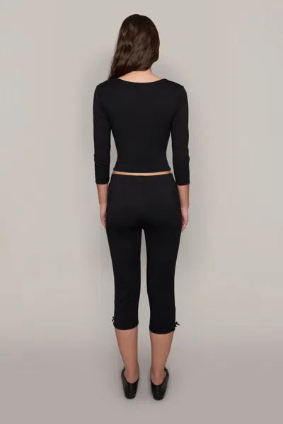 Shop Danielle Guizio Ny Caria Capri In Black