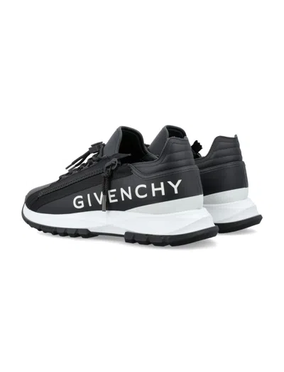 Shop Givenchy Spectre Zip Runners In Black/white