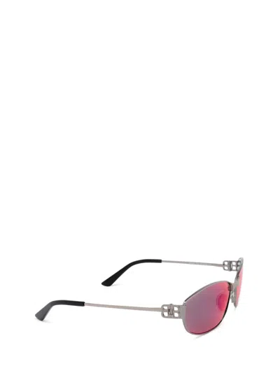 Shop Balenciaga Sunglasses In Ruthenium