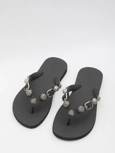 Shop Balenciaga Cagole Thong Sandals In Black