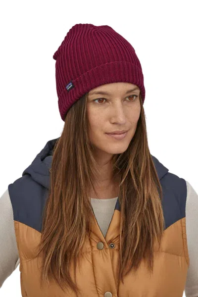Shop Patagonia Unisex Fishermans Rolled Beanie Hat In Wax Red In Multi