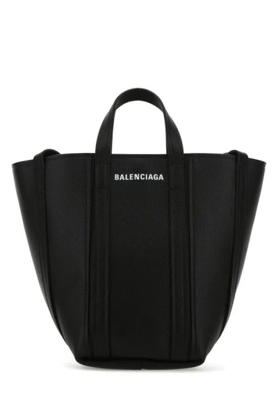 Balenciaga Black Leather Everyday Xs Handbag In Black