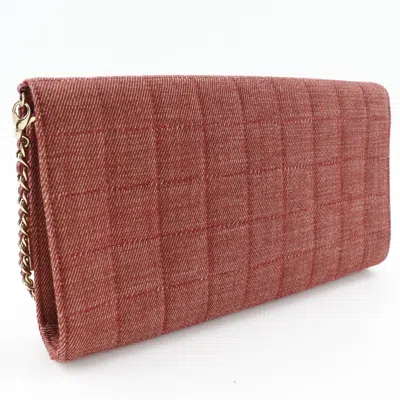 Pre-owned Chanel Chocolate Bar Red Canvas Shoulder Bag ()