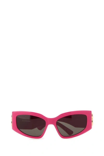 Shop Balenciaga Woman Fuchsia Acetate Bossy Cat Sunglasses In Pink