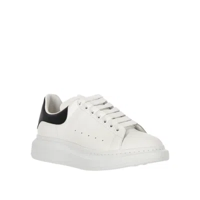 Shop Alexander Mcqueen Oversized Sneakers In 白色的
