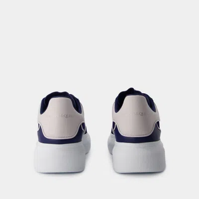 Shop Alexander Mcqueen Sneakers In Blue