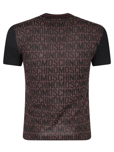Shop Moschino T-shirts In Brown