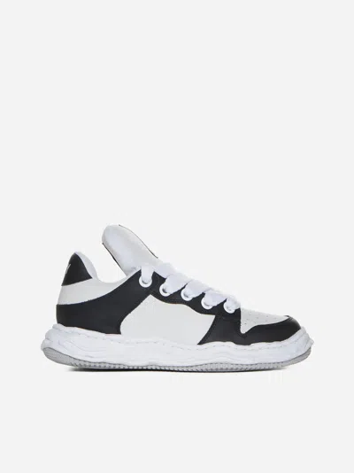 Shop Miharayasuhiro Wayne Leather Low-top Sneakers In Black,white