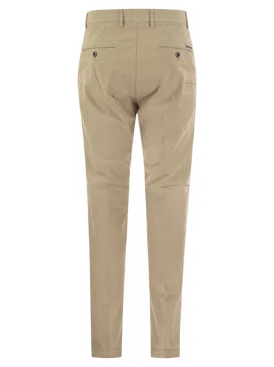 Shop Peserico Stretch Cotton Gabardine Chino Trousers In Beige