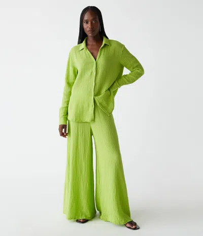 Michael Stars Susie Smocked Waist Pant In Lettuce