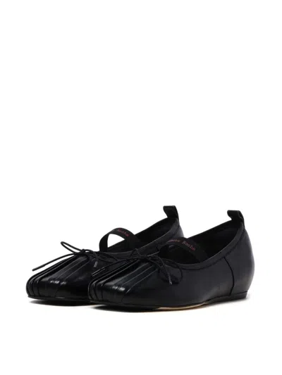 Shop Simone Rocha Flat Shoes In Black