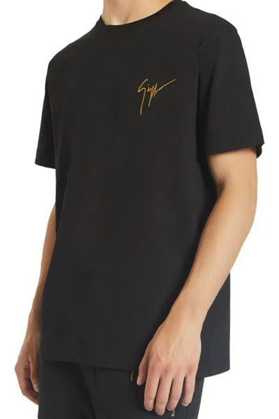 Shop Giuseppe Zanotti T-shirts In Black