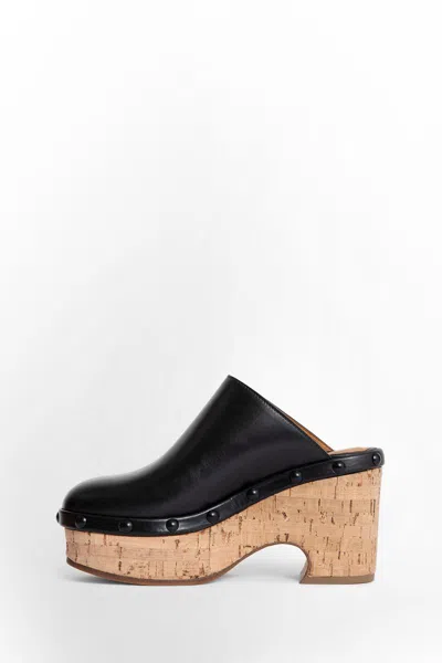Shop Chloé Sandals In Black