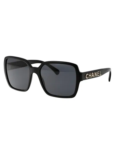 Pre-owned Chanel Sunglasses In C622s4 Black
