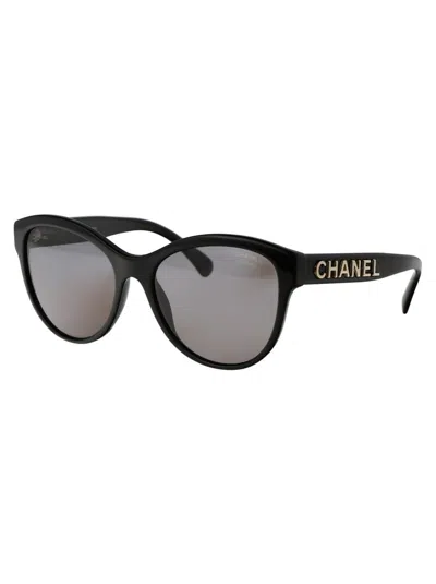 Pre-owned Chanel Sunglasses In C622t8 Black