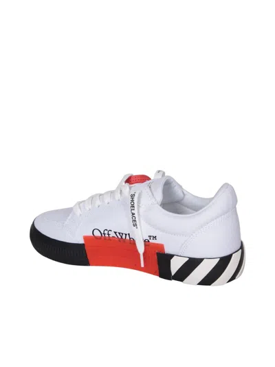 OFF-WHITE OFF-WHITE SNEAKERS 