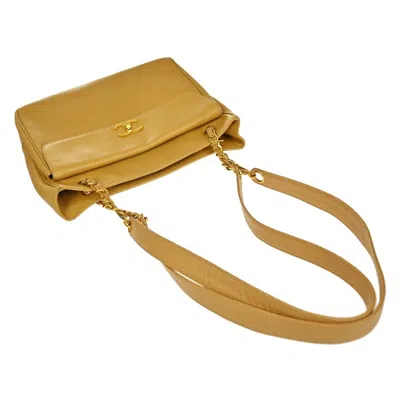 Pre-owned Chanel - Beige Leather Shoulder Bag ()