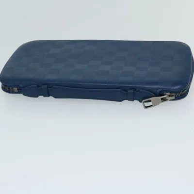 Pre-owned Louis Vuitton Atholl Blue Leather Clutch Bag ()