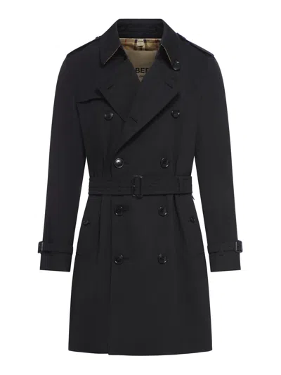 Shop Burberry Trench In Black