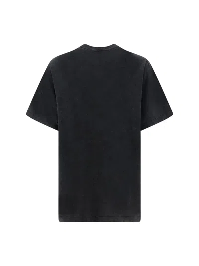 Shop Fendi T-shirt In Black